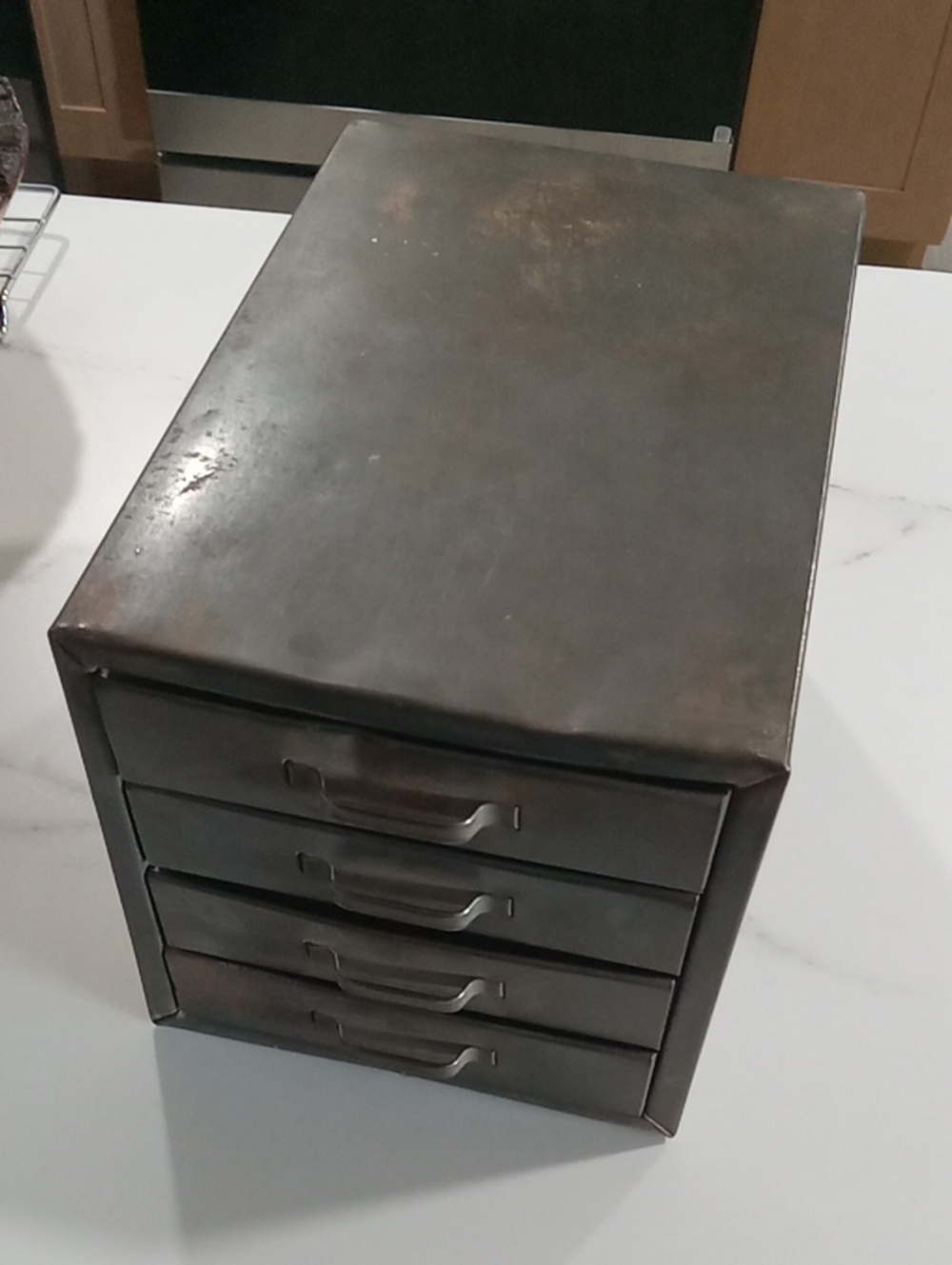 Cool Vintage 4-Drawer Metal Storage